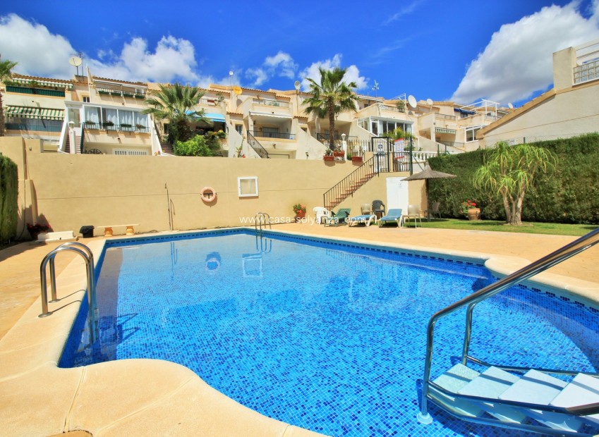 Wiederverkauf - Stadthaus - Villamartin - Villamartín