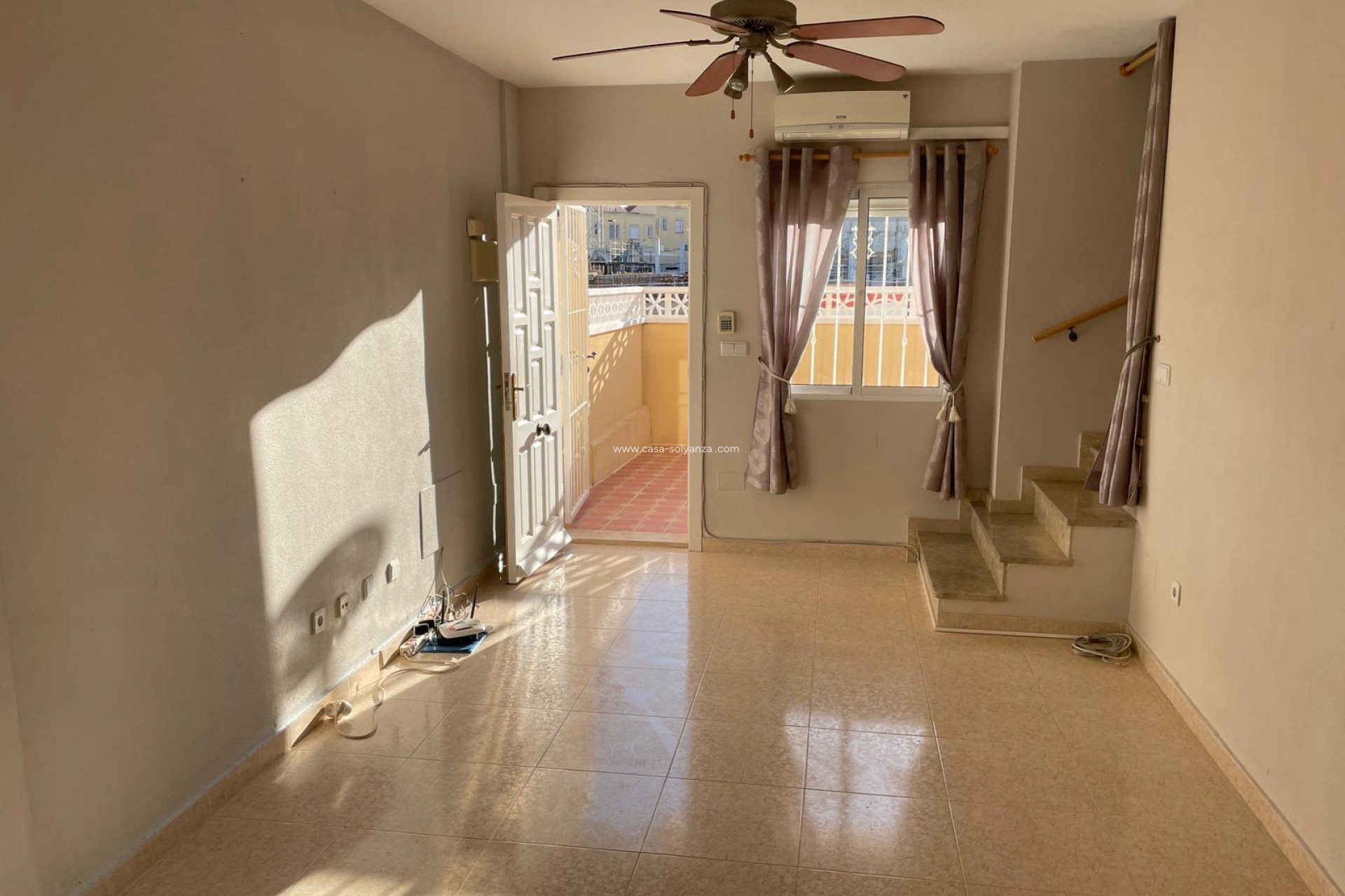 Wiederverkauf - Stadthaus - Villamartin - Villamartín