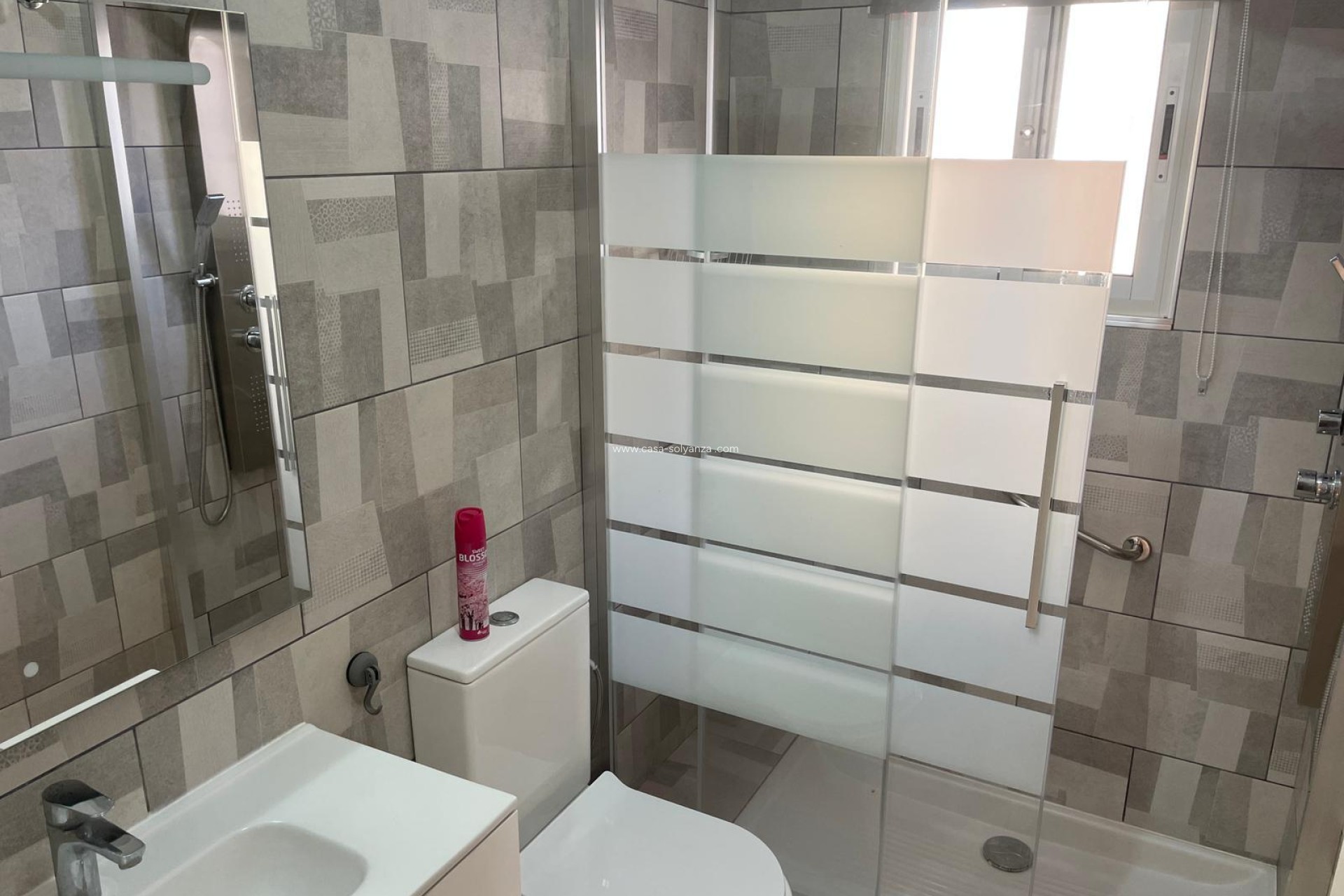 Wiederverkauf - Stadthaus - Villamartin - Villamartín