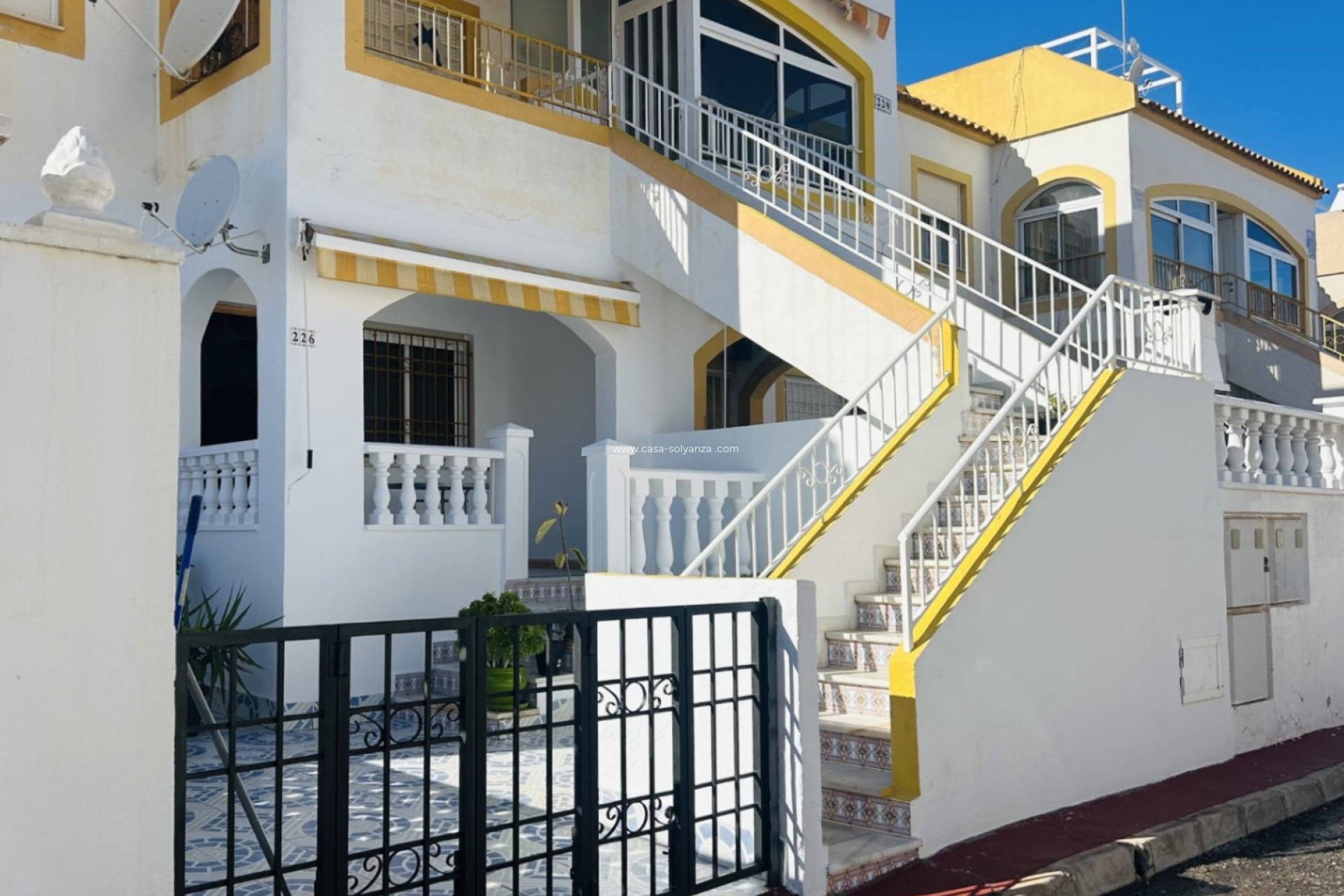 Wiederverkauf - terraced_house - Torrevieja - La Torreta