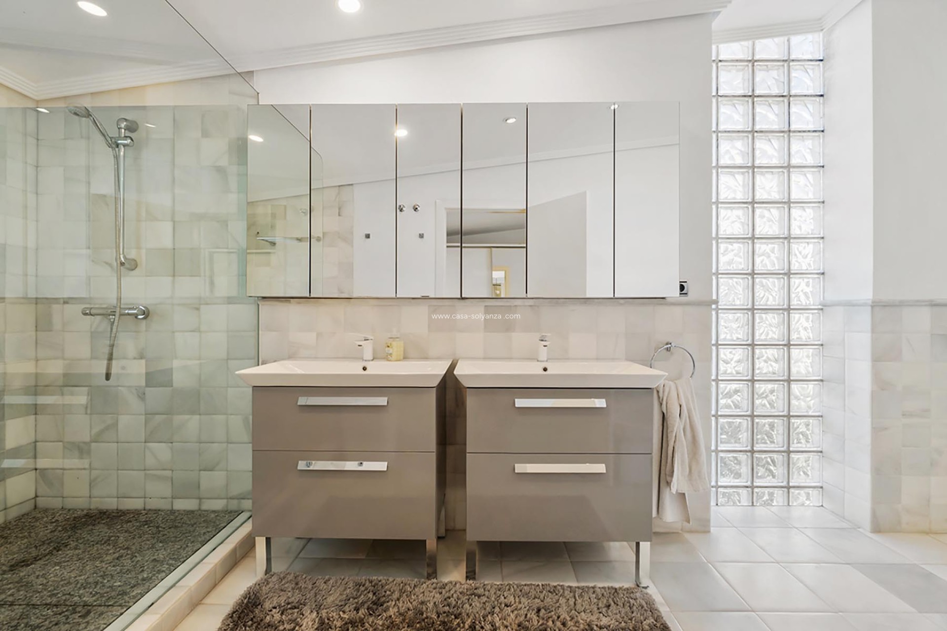 Wiederverkauf - Villa - Alicante - Campoamor