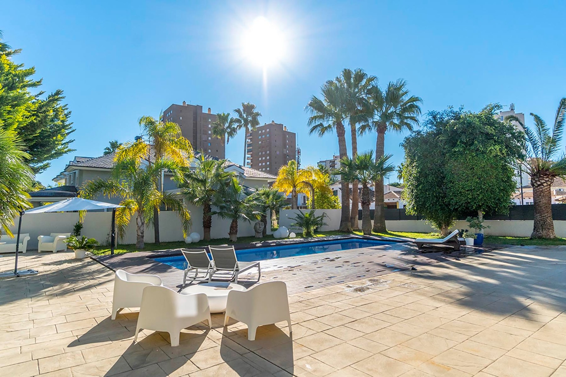 Wiederverkauf - Villa - Alicante - Campoamor