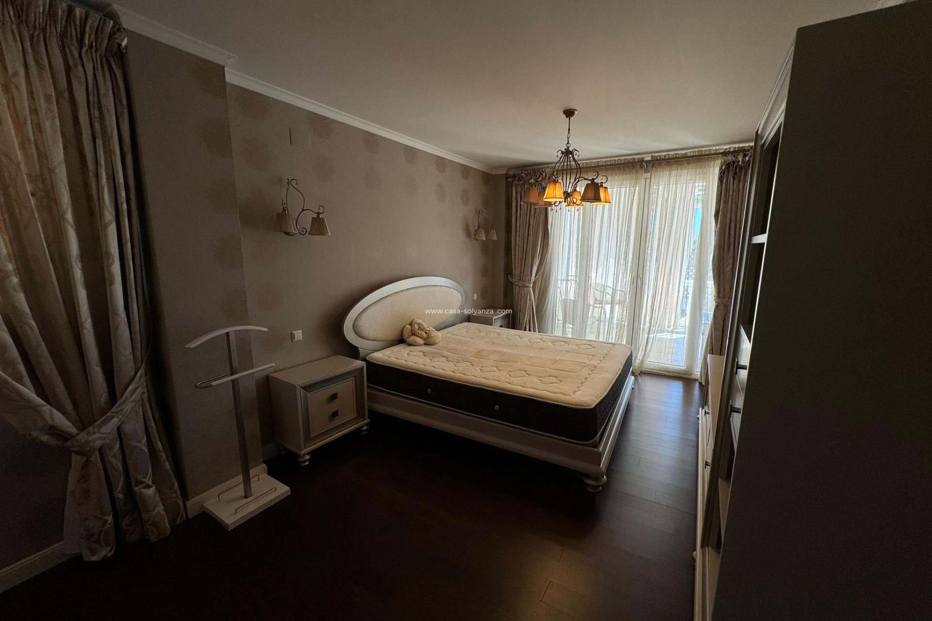 Wiederverkauf - Villa - Altea