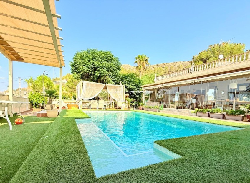 Wiederverkauf - Villa - Benferri