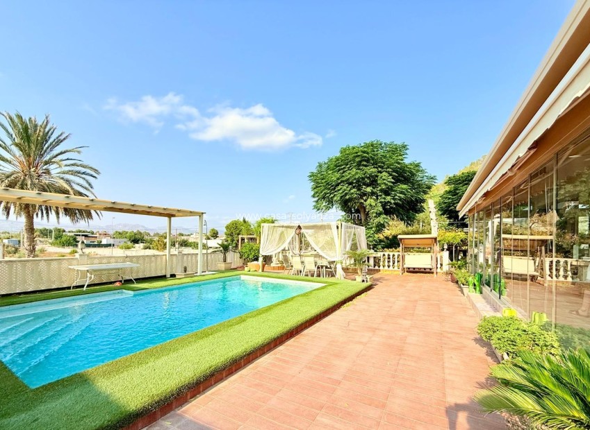 Wiederverkauf - Villa - Benferri