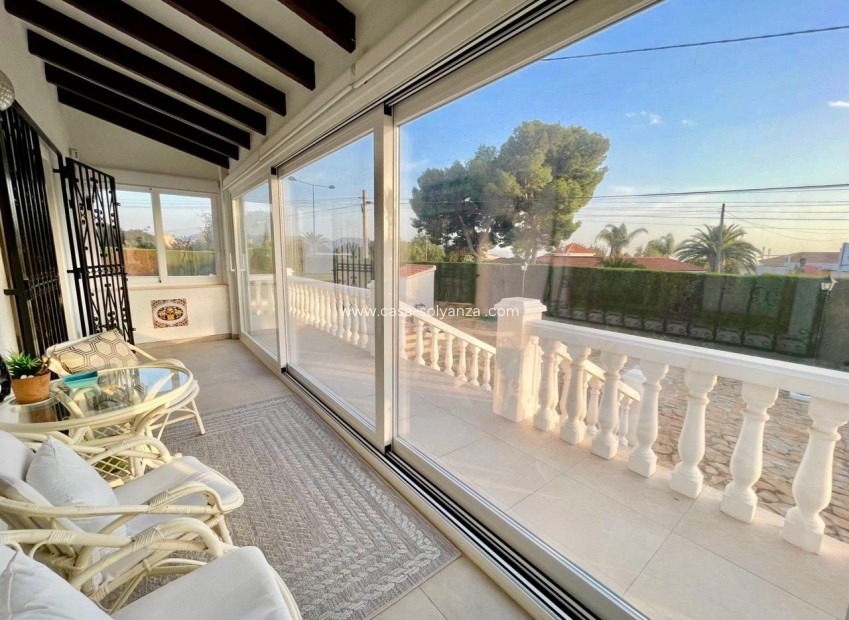 Wiederverkauf - Villa - Benidorm - Urbanizaciones