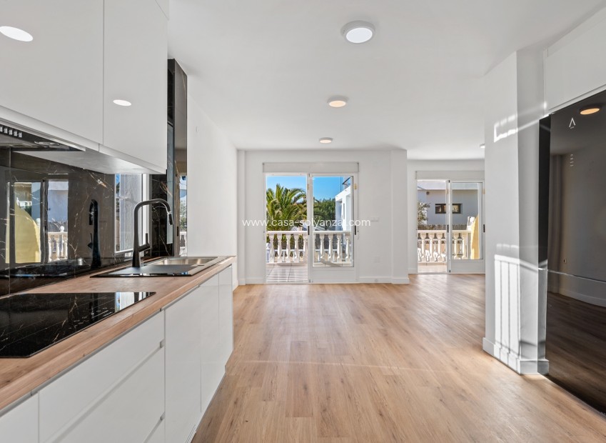 Wiederverkauf - Villa - Benimar