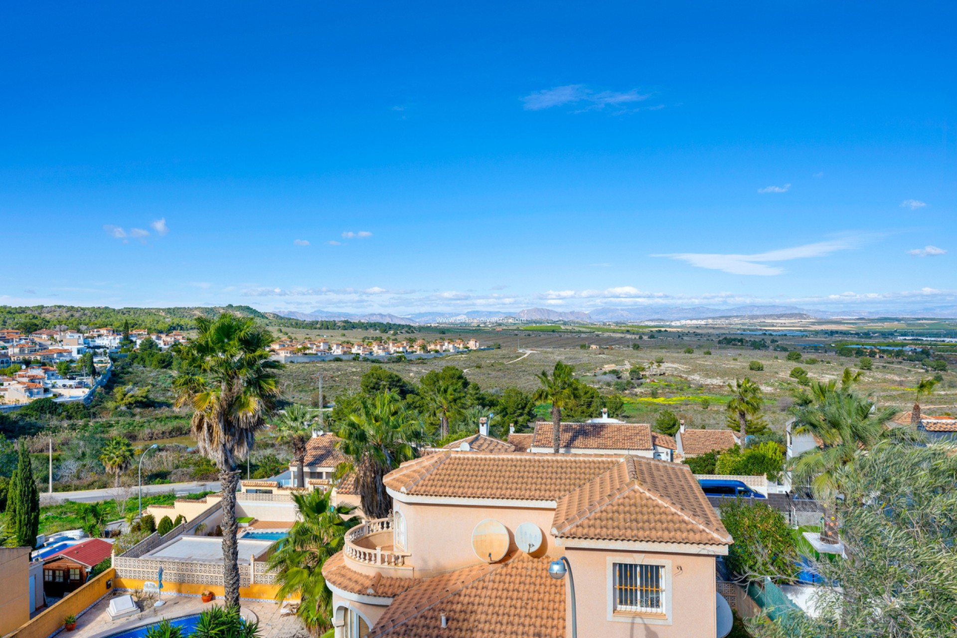 Wiederverkauf - Villa - Ciudad De Las Comunicaciones - Costa Blanca