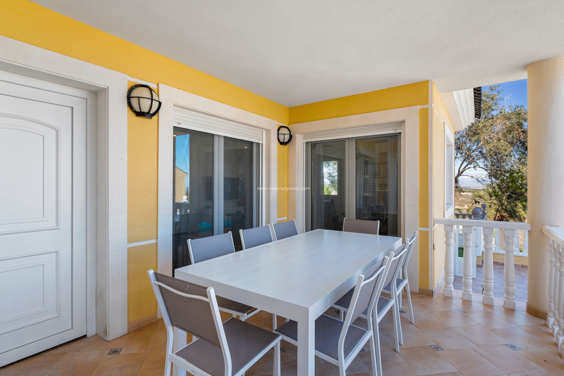 Wiederverkauf - Villa - Ciudad De Las Comunicaciones - Costa Blanca