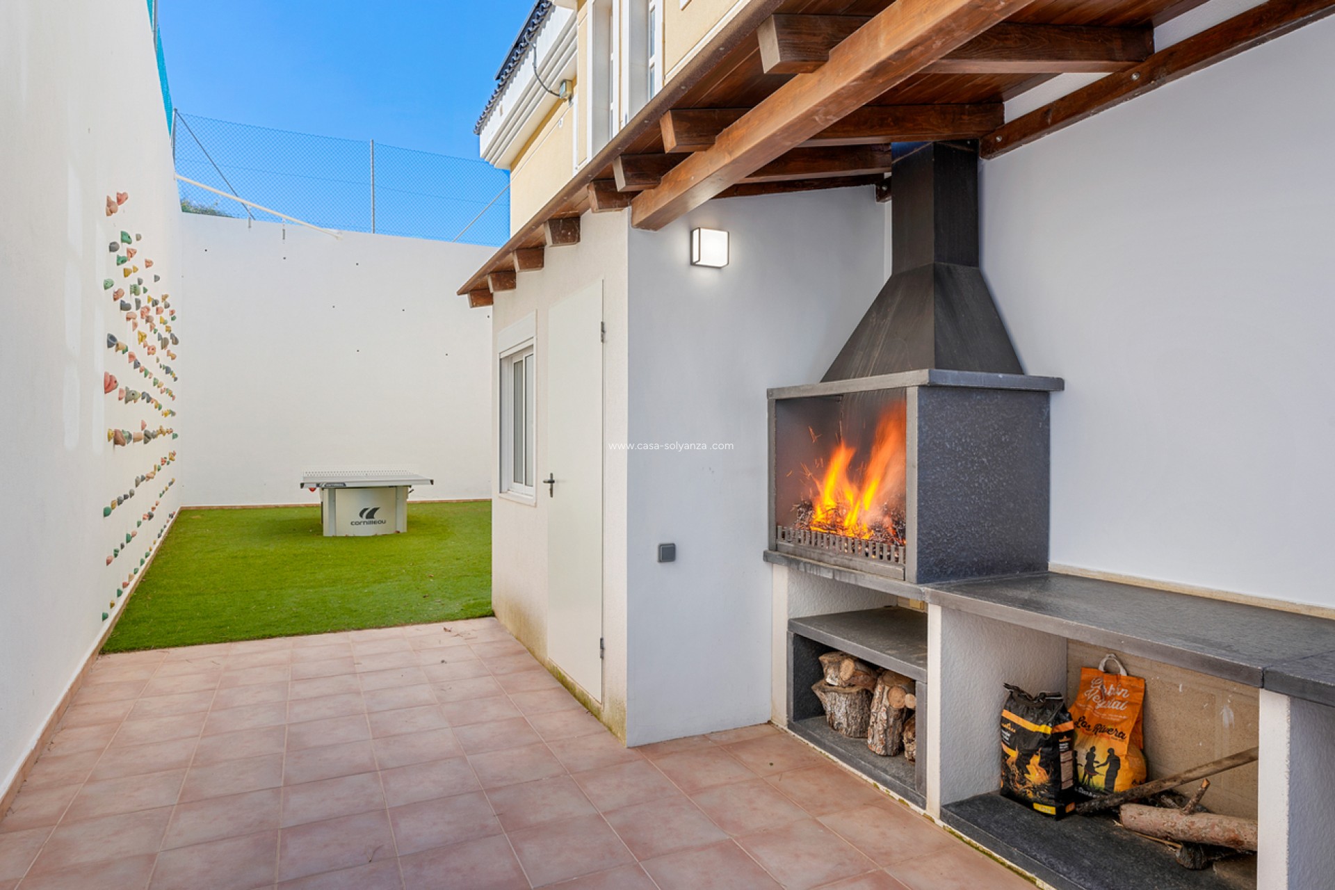Wiederverkauf - Villa - Ciudad De Las Comunicaciones - Costa Blanca