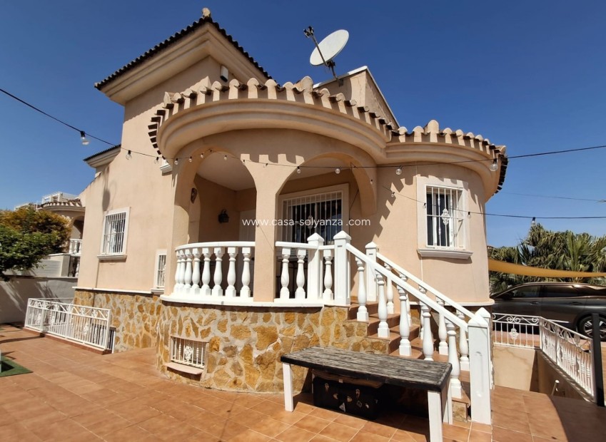 Wiederverkauf - Villa Detached - Ciudad Quesada - Doña pepa
