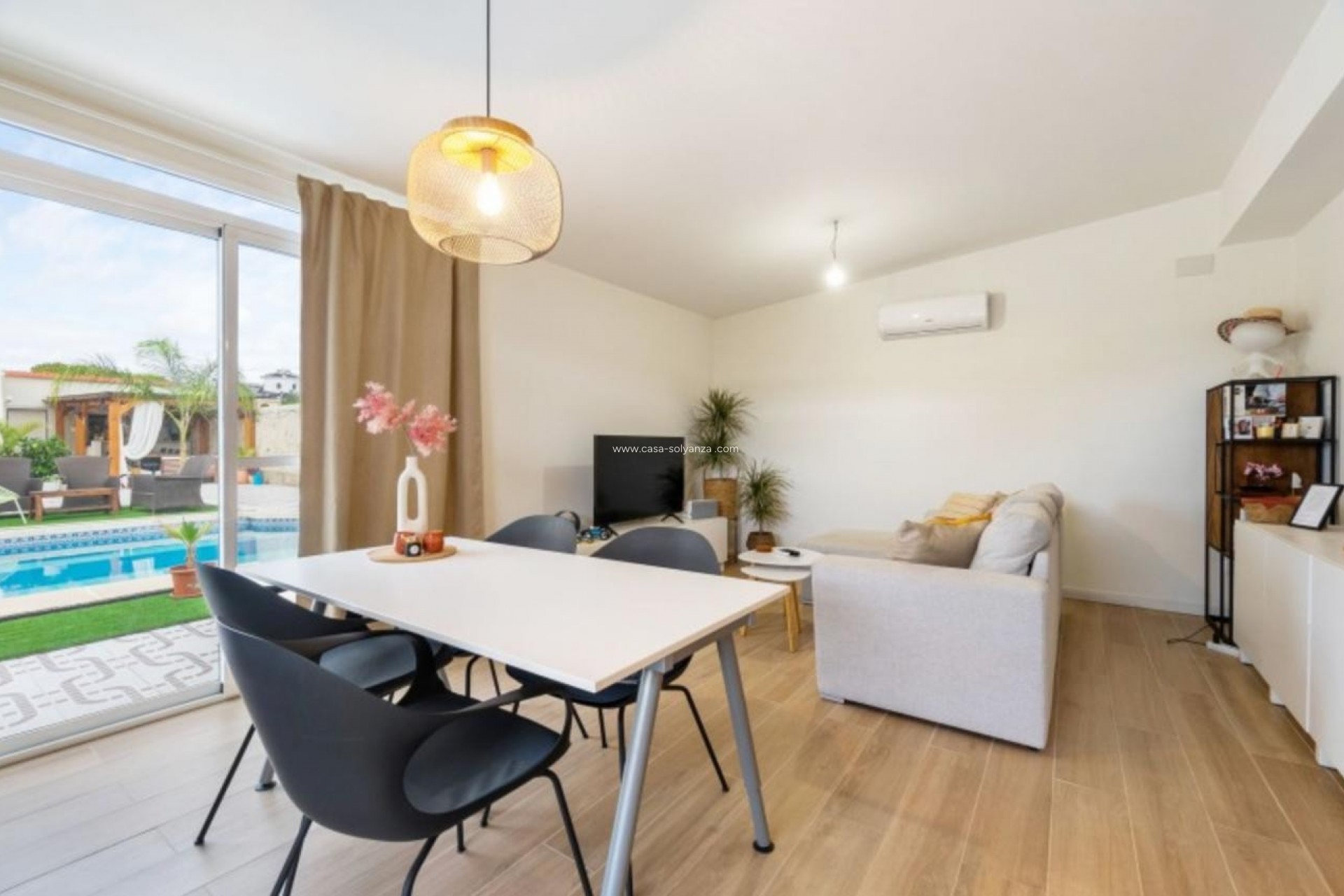 Wiederverkauf - Villa / Detached - Ciudad Quesada - Quesada Center