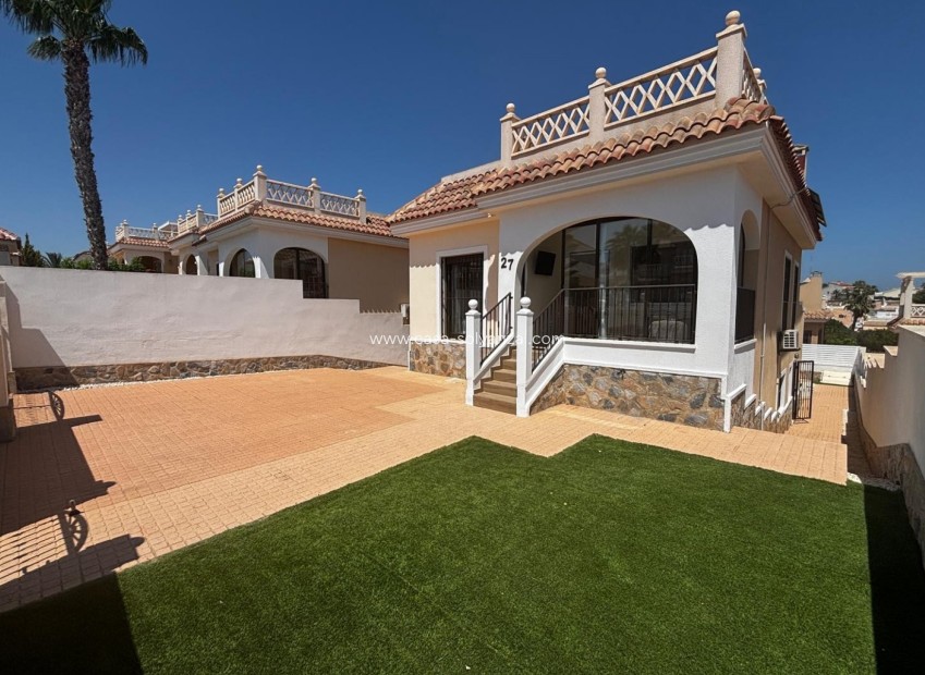 Wiederverkauf - Villa / Detached - Ciudad Quesada