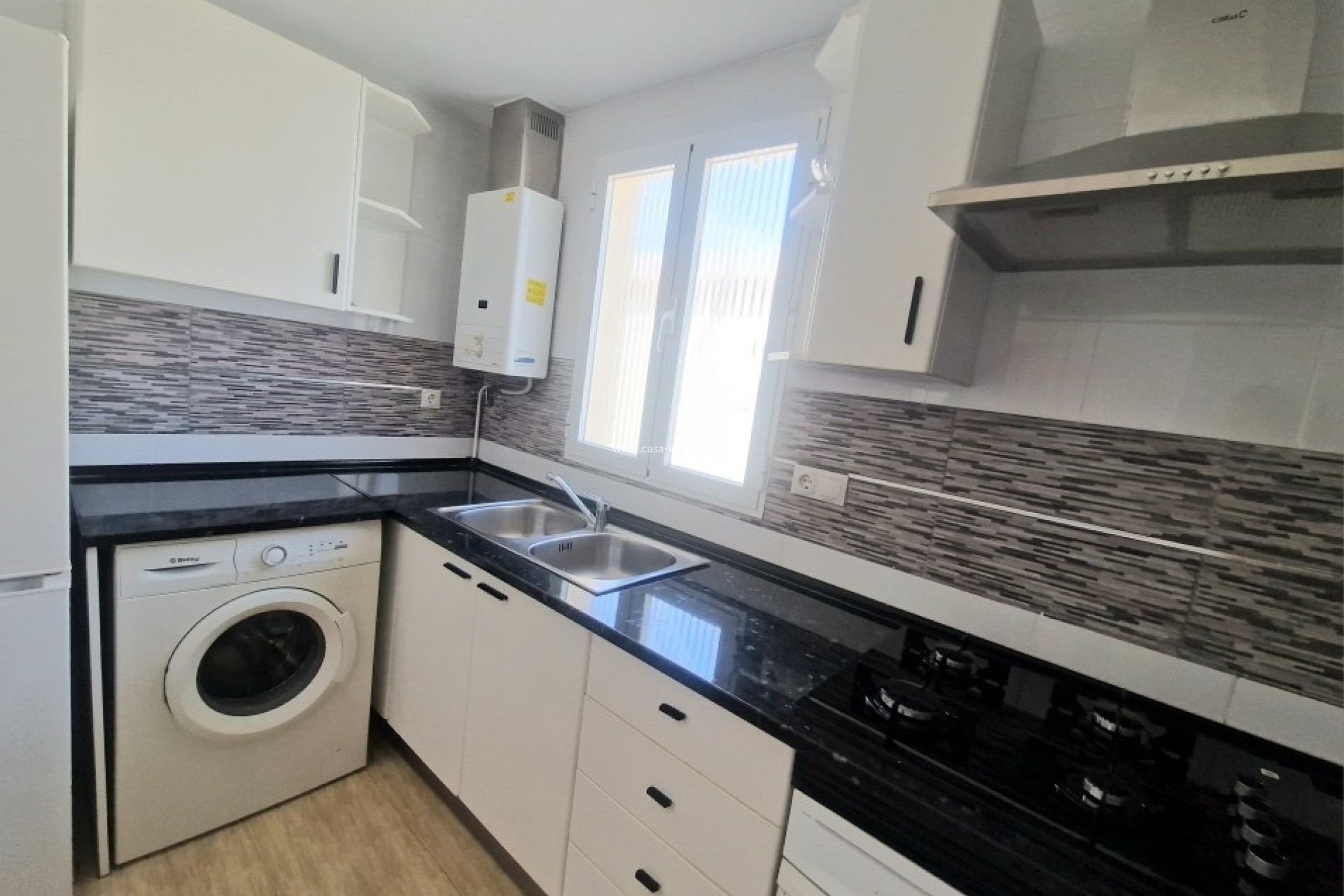 Wiederverkauf - Villa - La Nucía - Costa Blanca