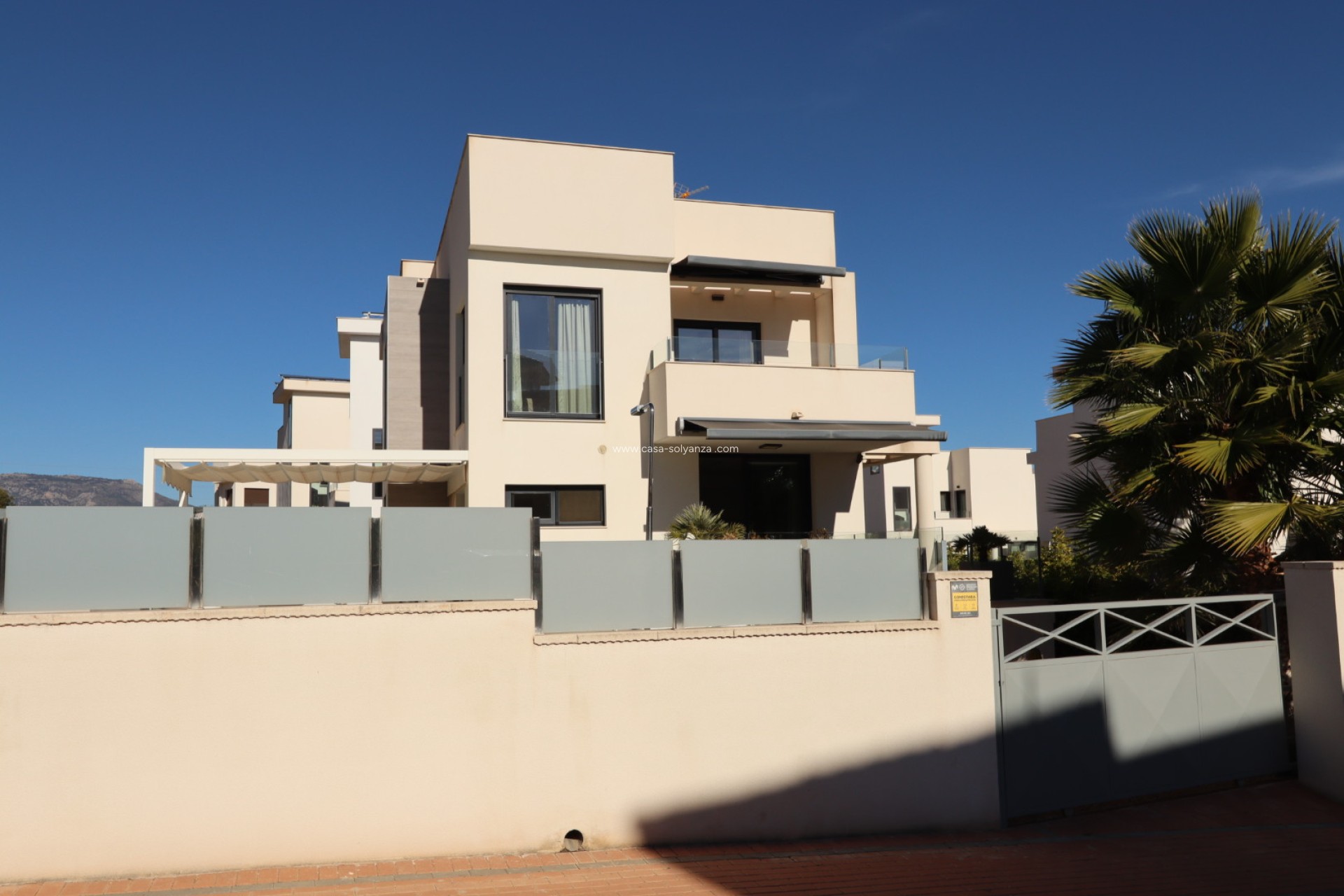 Wiederverkauf - Villa - La Nucía - Costa Blanca