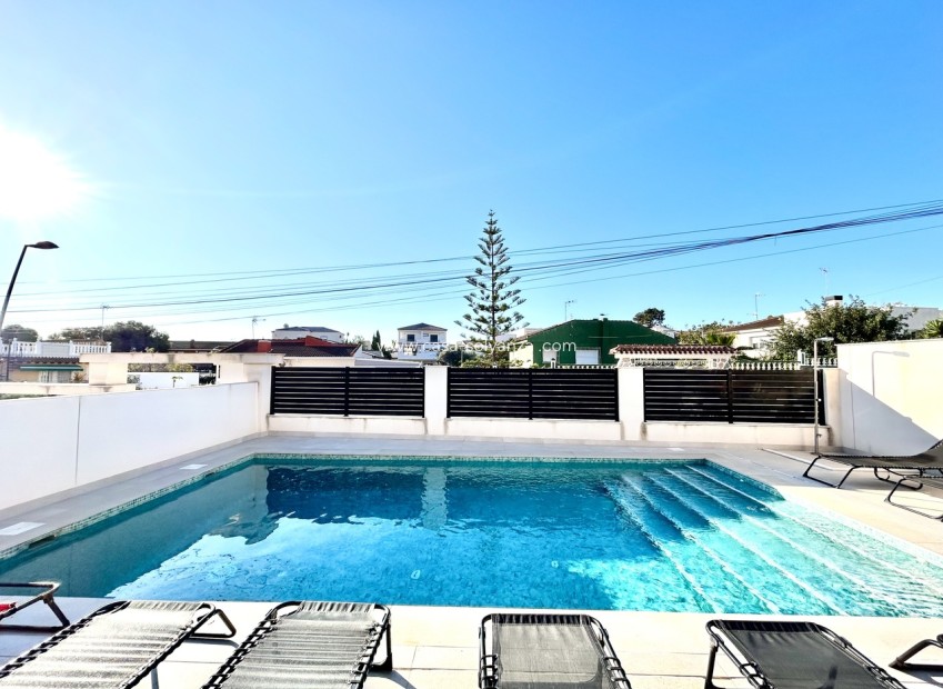 Wiederverkauf - Villa - Los Balcones - Costa Blanca