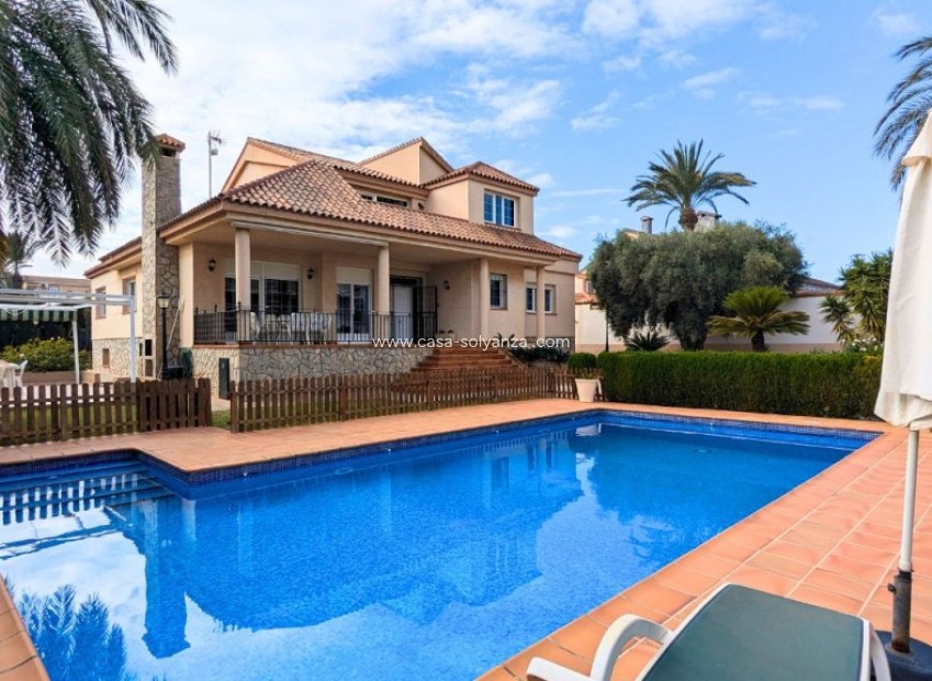 Wiederverkauf - Villa - Mil Palmeras - Costa Blanca