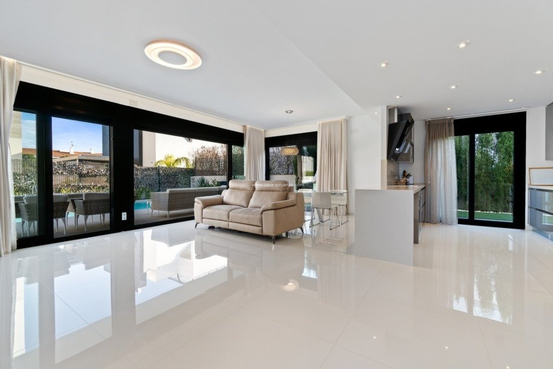 Wiederverkauf - Villa - Orihuela Costa - Agua Marina