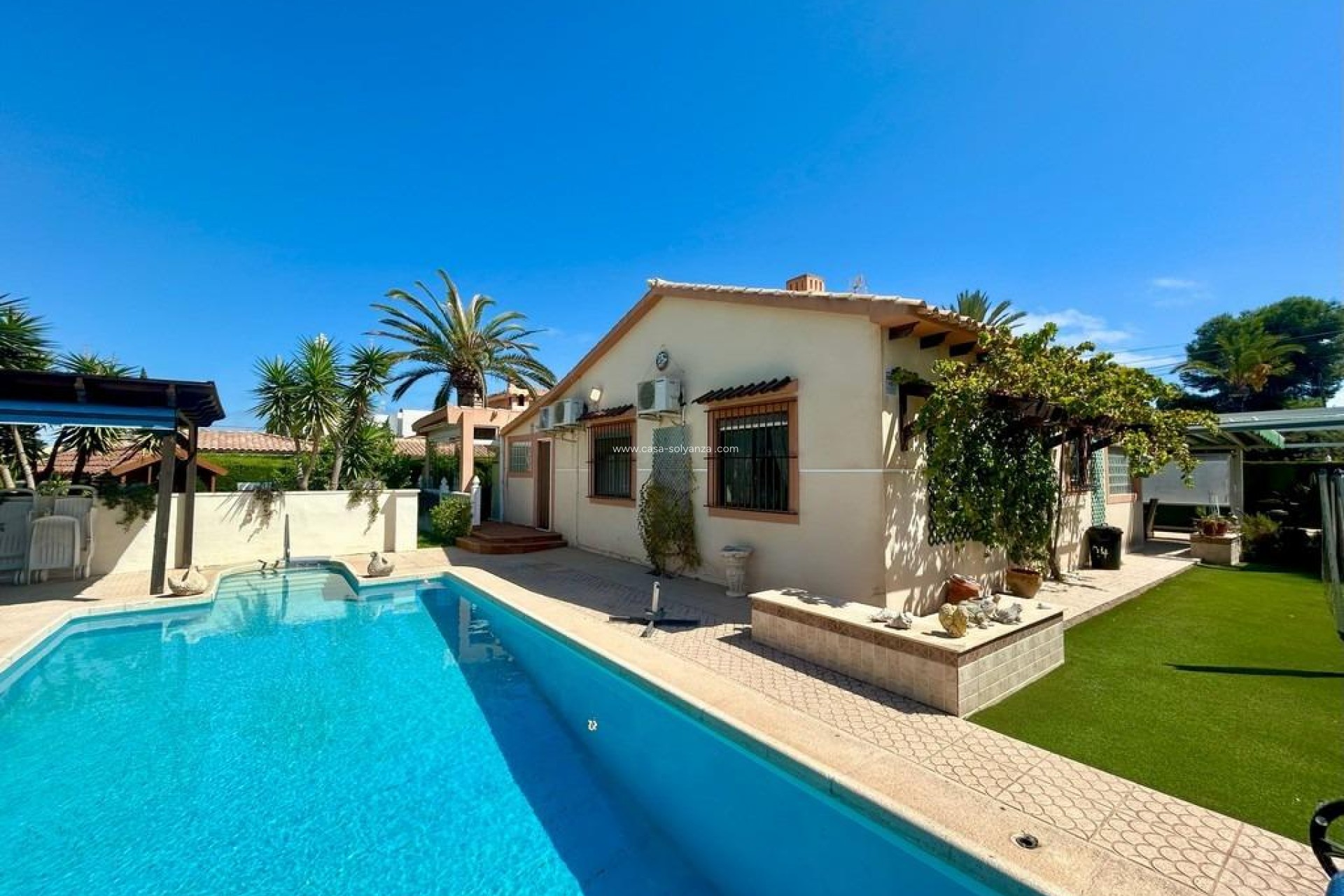 Wiederverkauf - Villa - Orihuela Costa - Cabo Roig