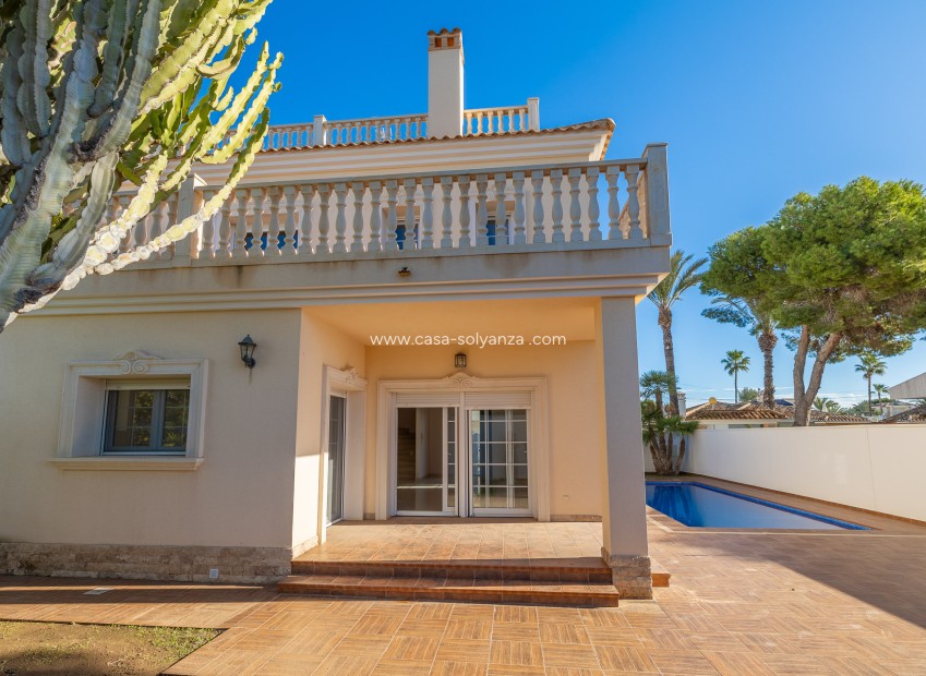Wiederverkauf - Villa - Orihuela Costa - Cabo Roig