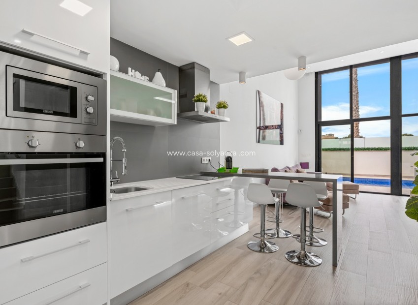 Wiederverkauf - Villa - Orihuela Costa - Cabo Roig