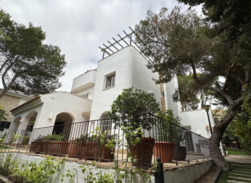 Wiederverkauf - Villa - Orihuela Costa - Campoamor