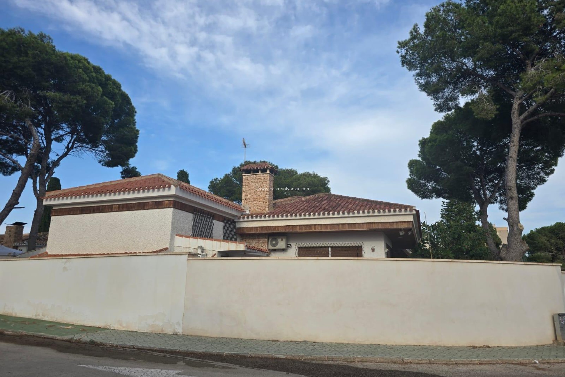Wiederverkauf - Villa - Orihuela Costa - Campoamor