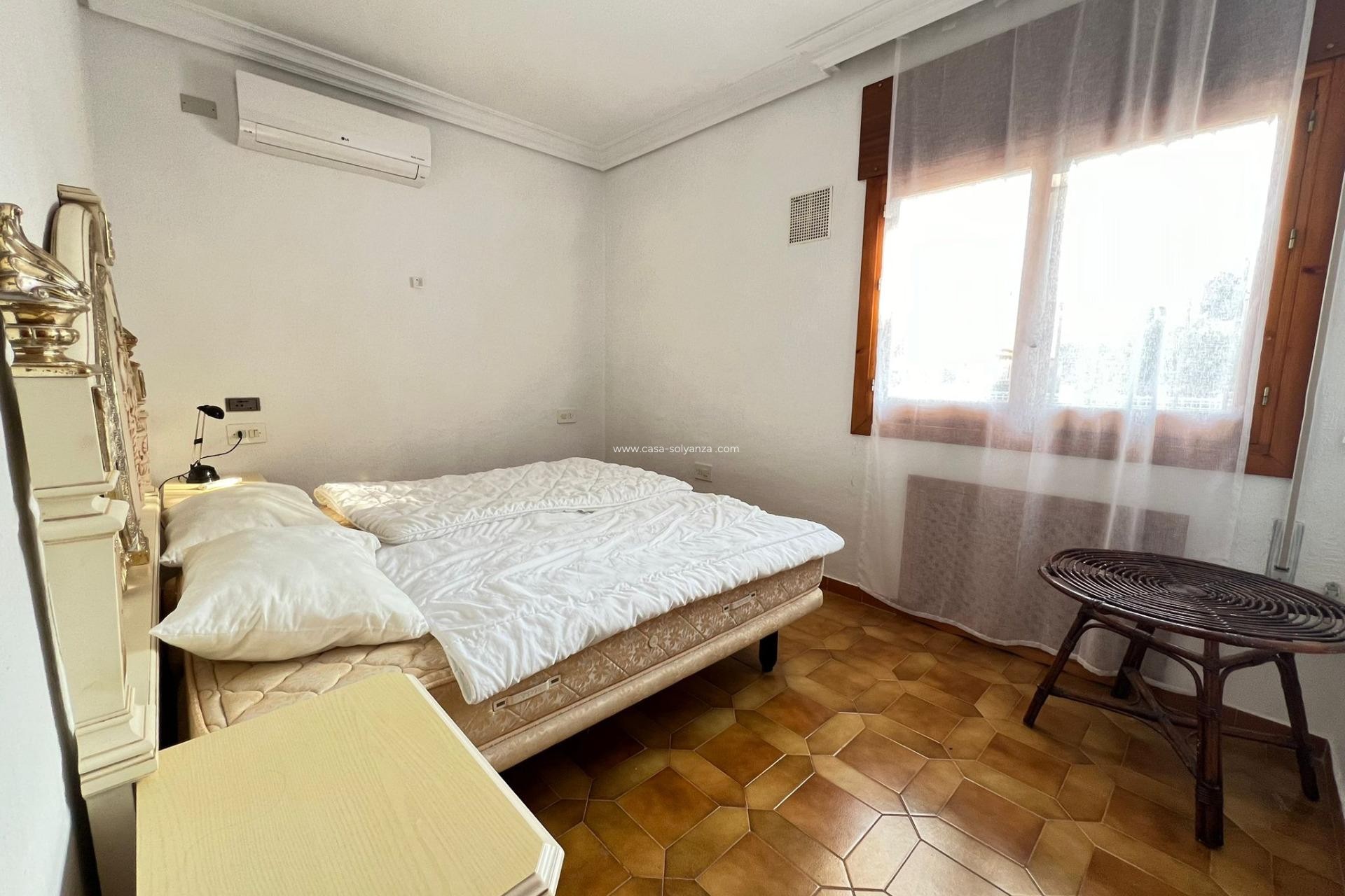 Wiederverkauf - Villa - Orihuela Costa - Campoamor