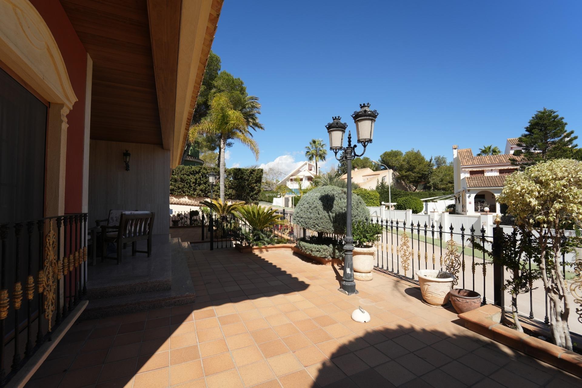 Wiederverkauf - Villa - Orihuela Costa - Campoamor