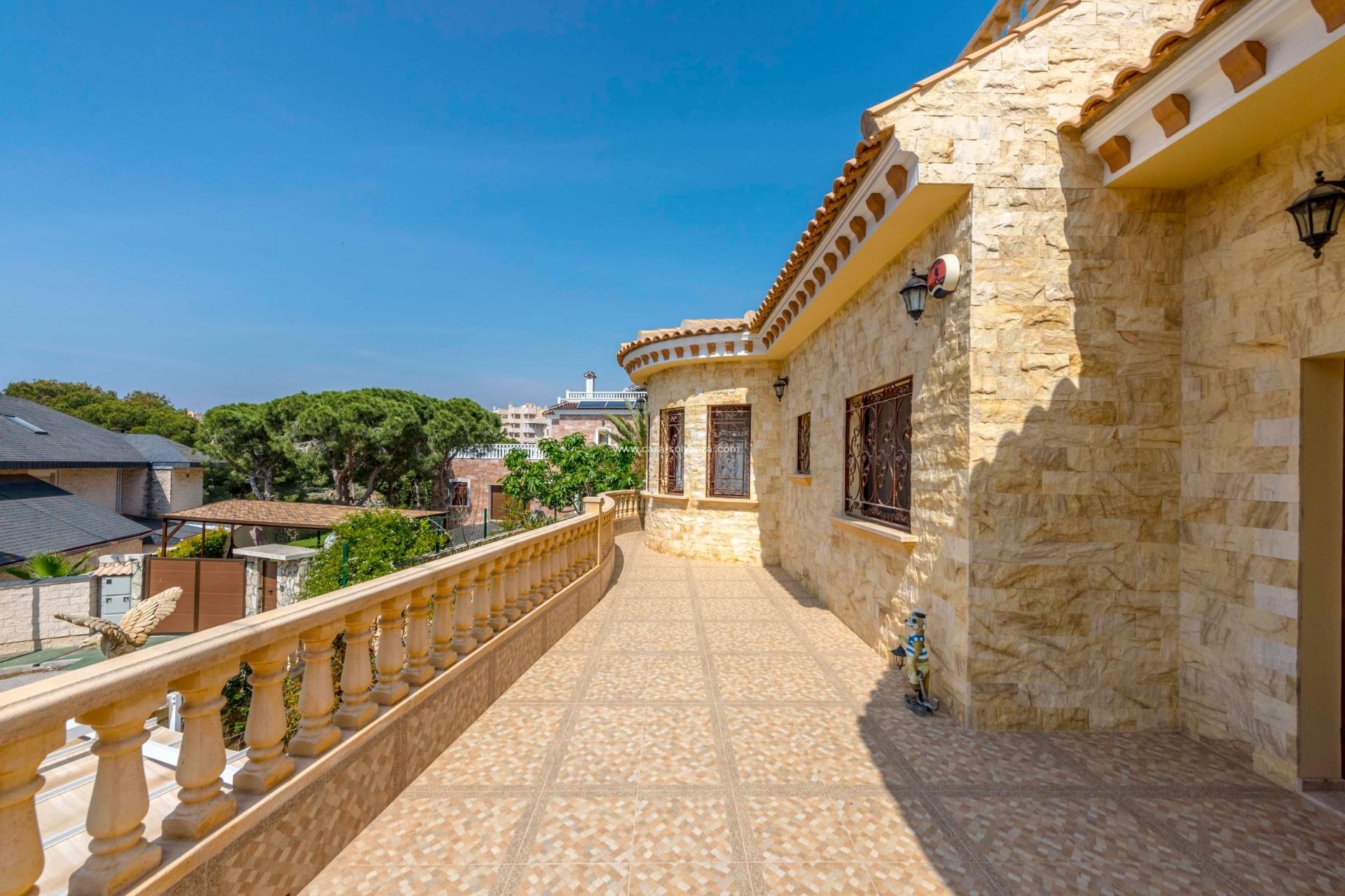 Wiederverkauf - Villa - Orihuela Costa - Campoamor