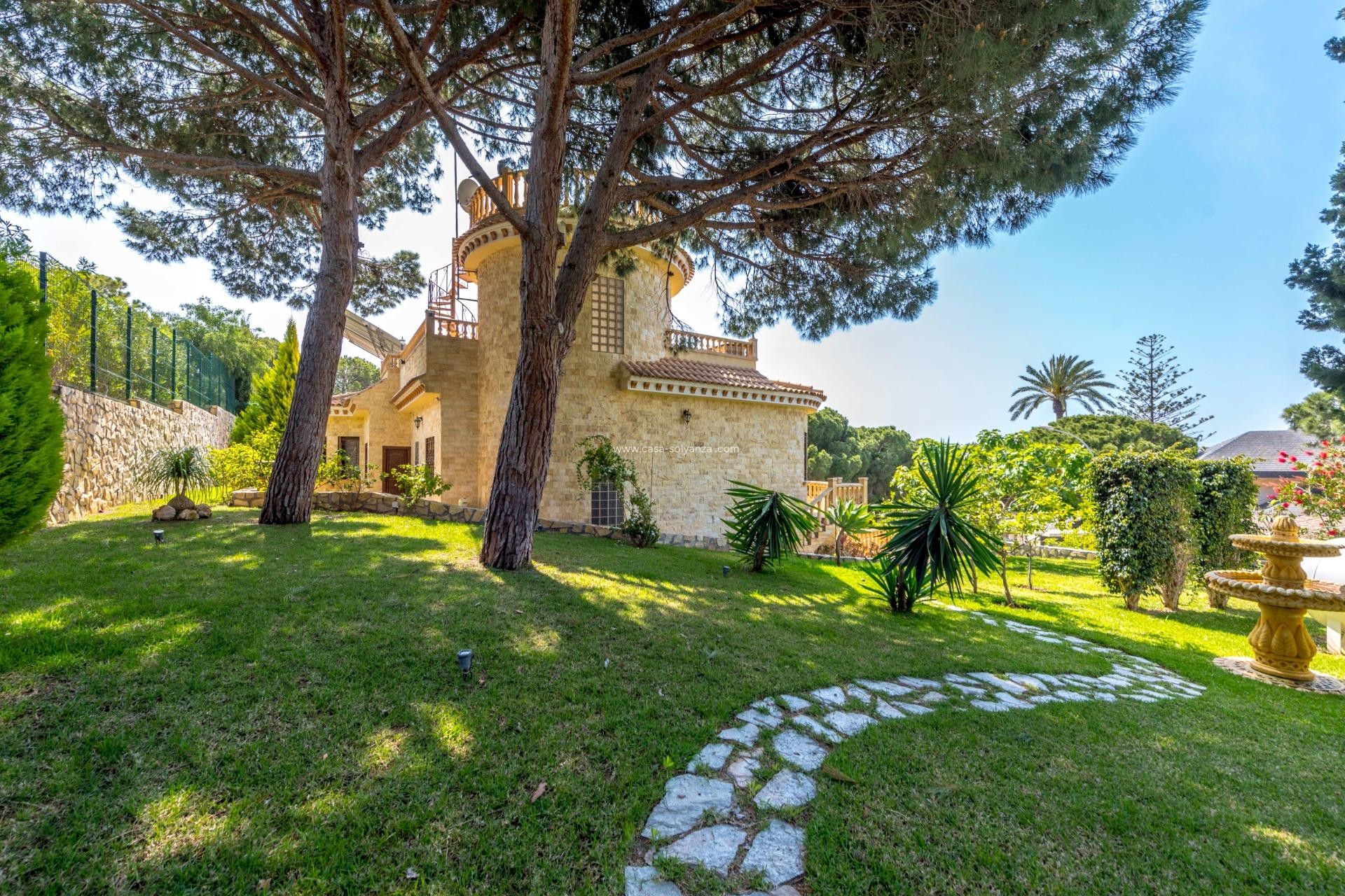 Wiederverkauf - Villa - Orihuela Costa - Campoamor