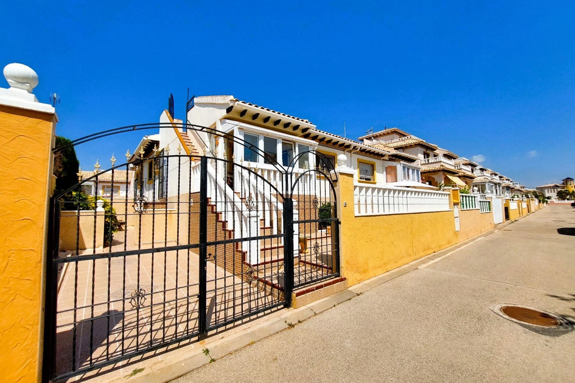 Wiederverkauf - Villa - Orihuela Costa - Costa Blanca