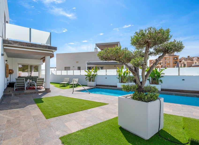 Wiederverkauf - Villa - Orihuela Costa - Costa Blanca