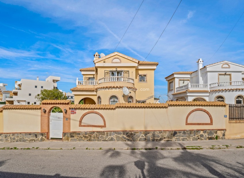 Wiederverkauf - Villa - Orihuela Costa - Costa Blanca
