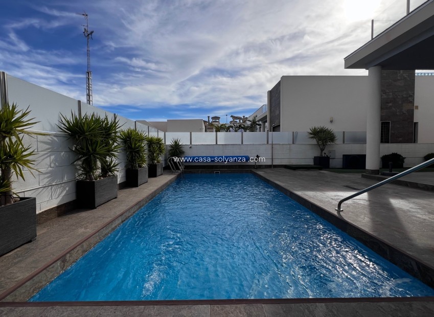 Wiederverkauf - Villa - Orihuela Costa - Costa Blanca