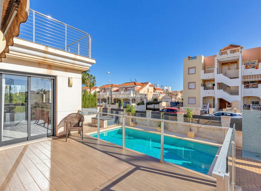 Wiederverkauf - Villa - Orihuela Costa - Costa Blanca