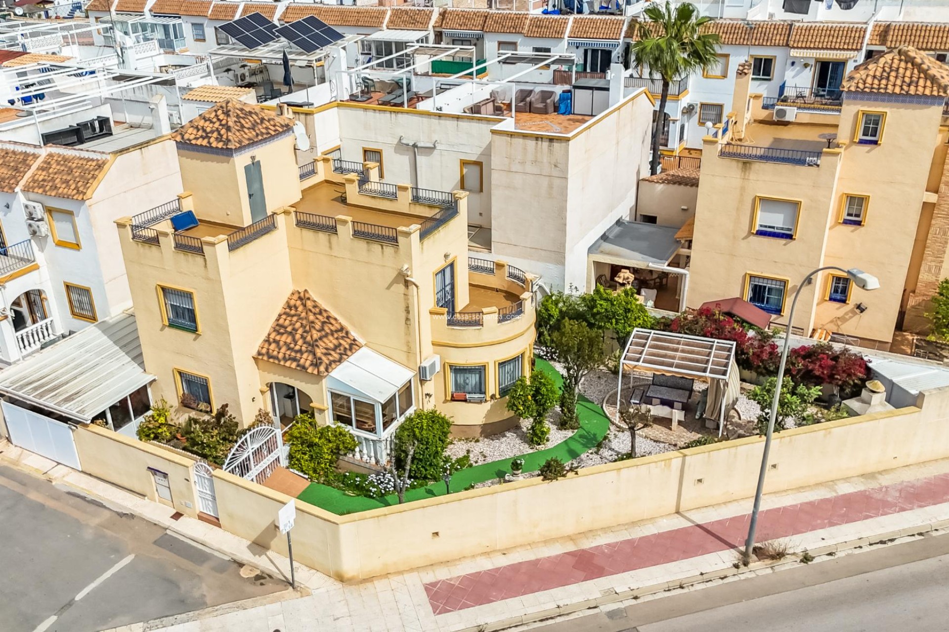 Wiederverkauf - Villa - Orihuela Costa - La Zenia- Orihuela costa