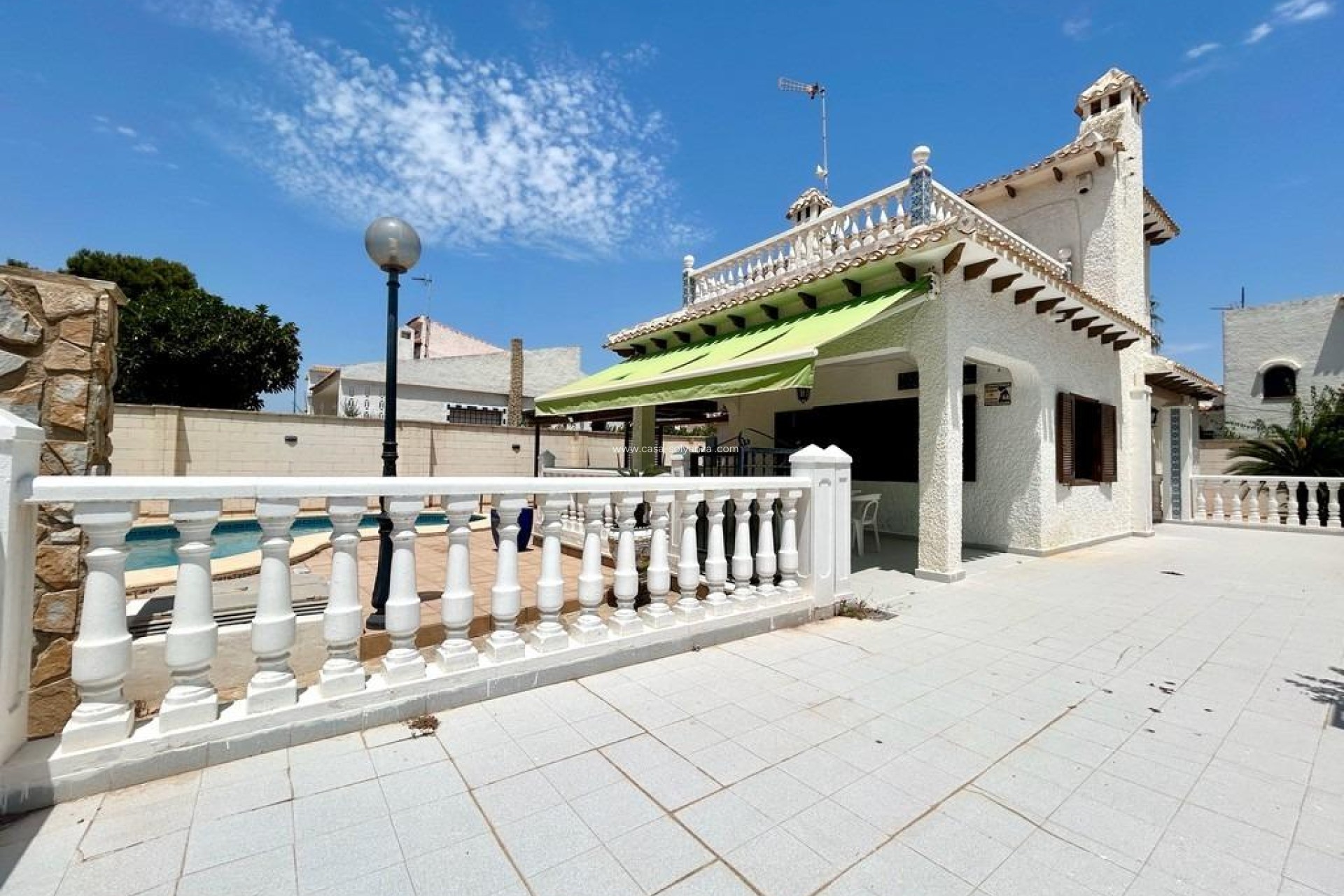 Wiederverkauf - Villa - Orihuela Costa - La Zenia