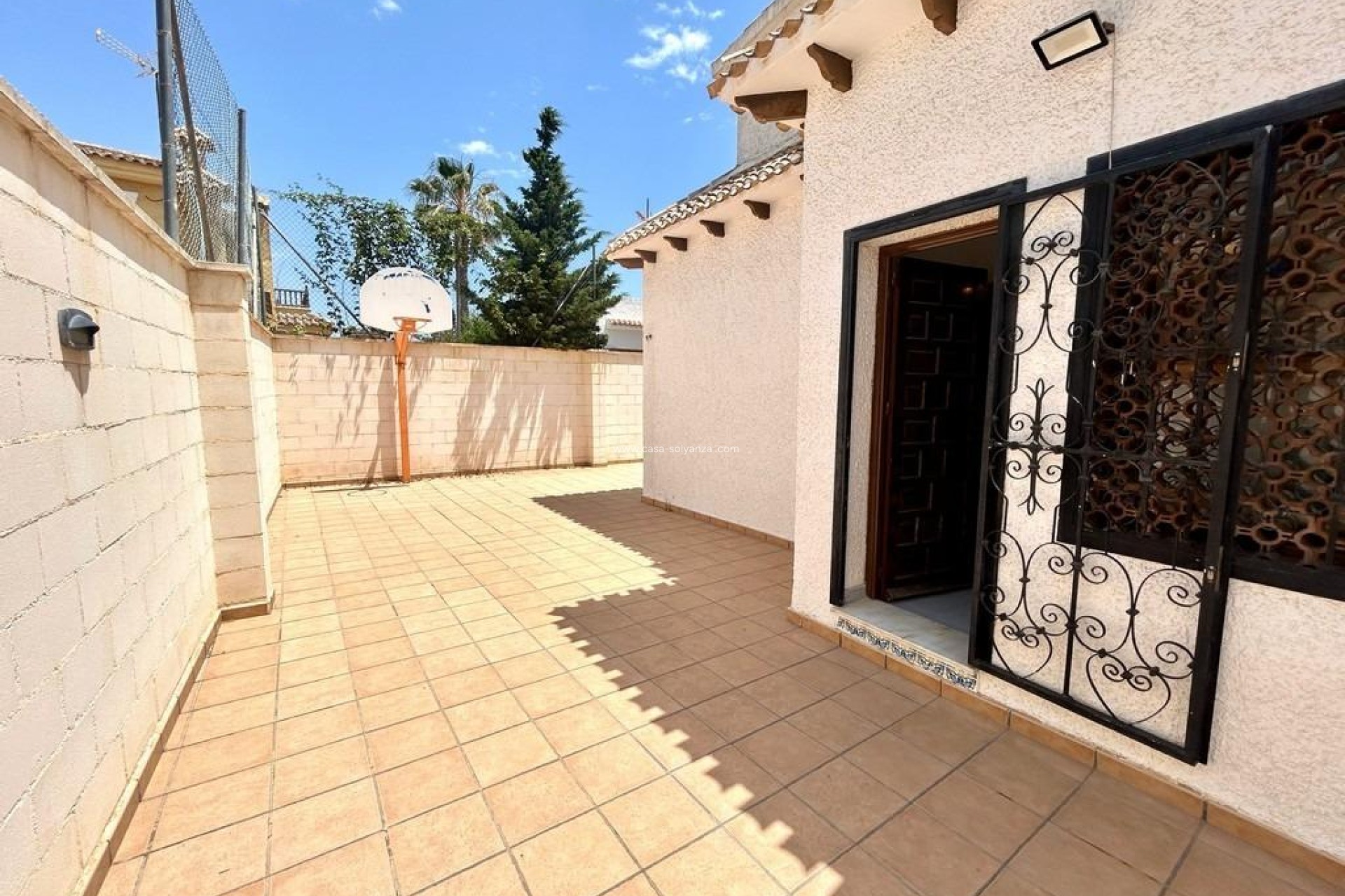 Wiederverkauf - Villa - Orihuela Costa - La Zenia