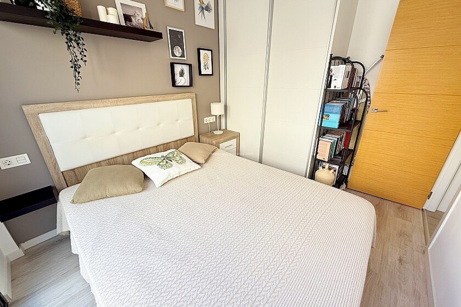 Wiederverkauf - Villa - Orihuela Costa - La Zenia