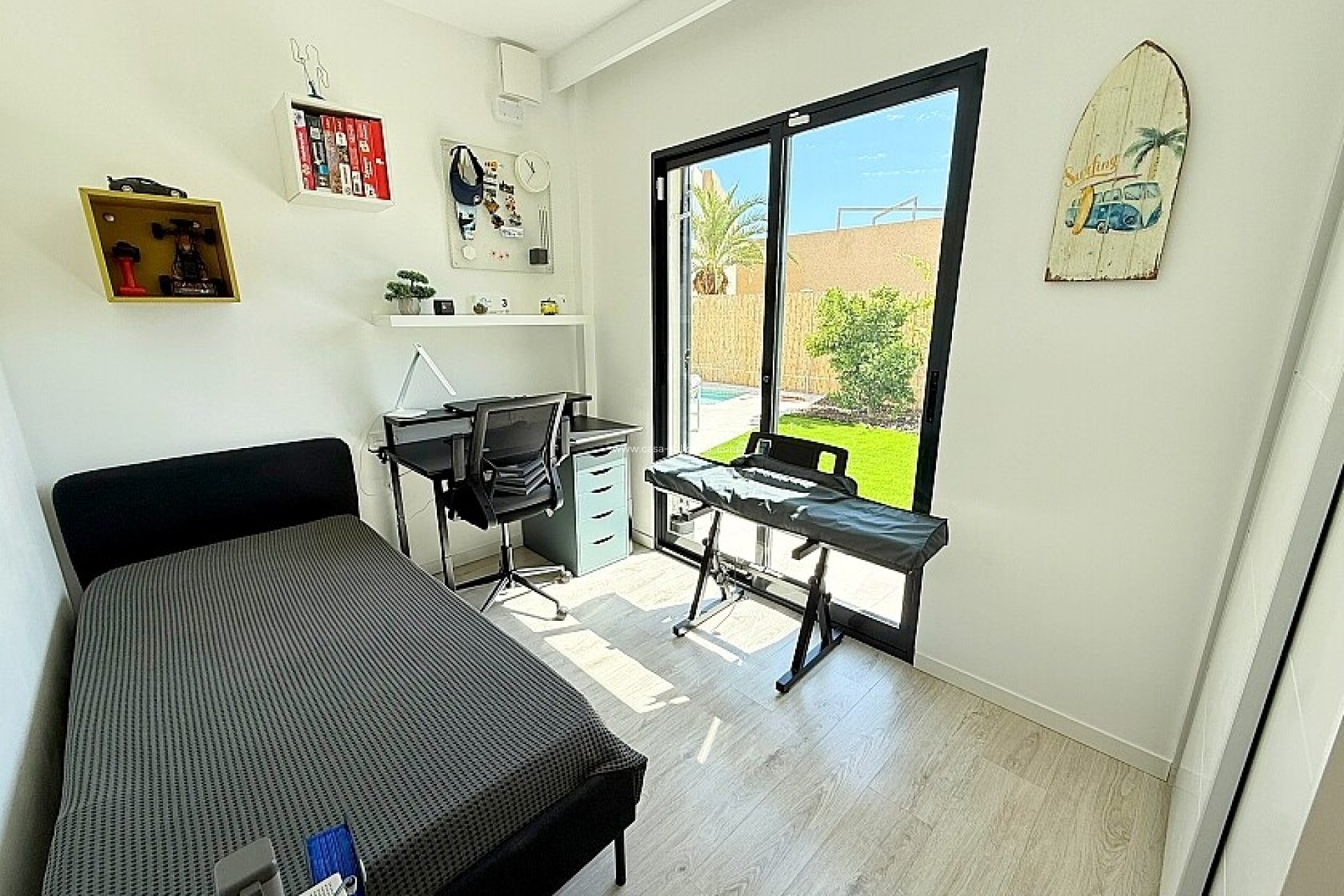 Wiederverkauf - Villa - Orihuela Costa - La Zenia