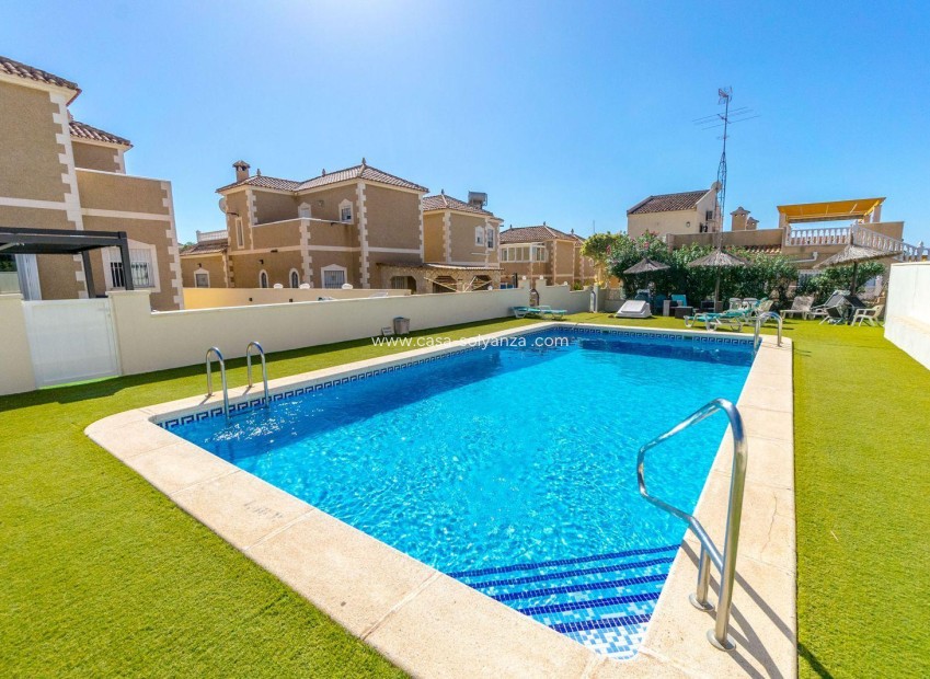 Wiederverkauf - Villa - Orihuela Costa - Las Filipinas