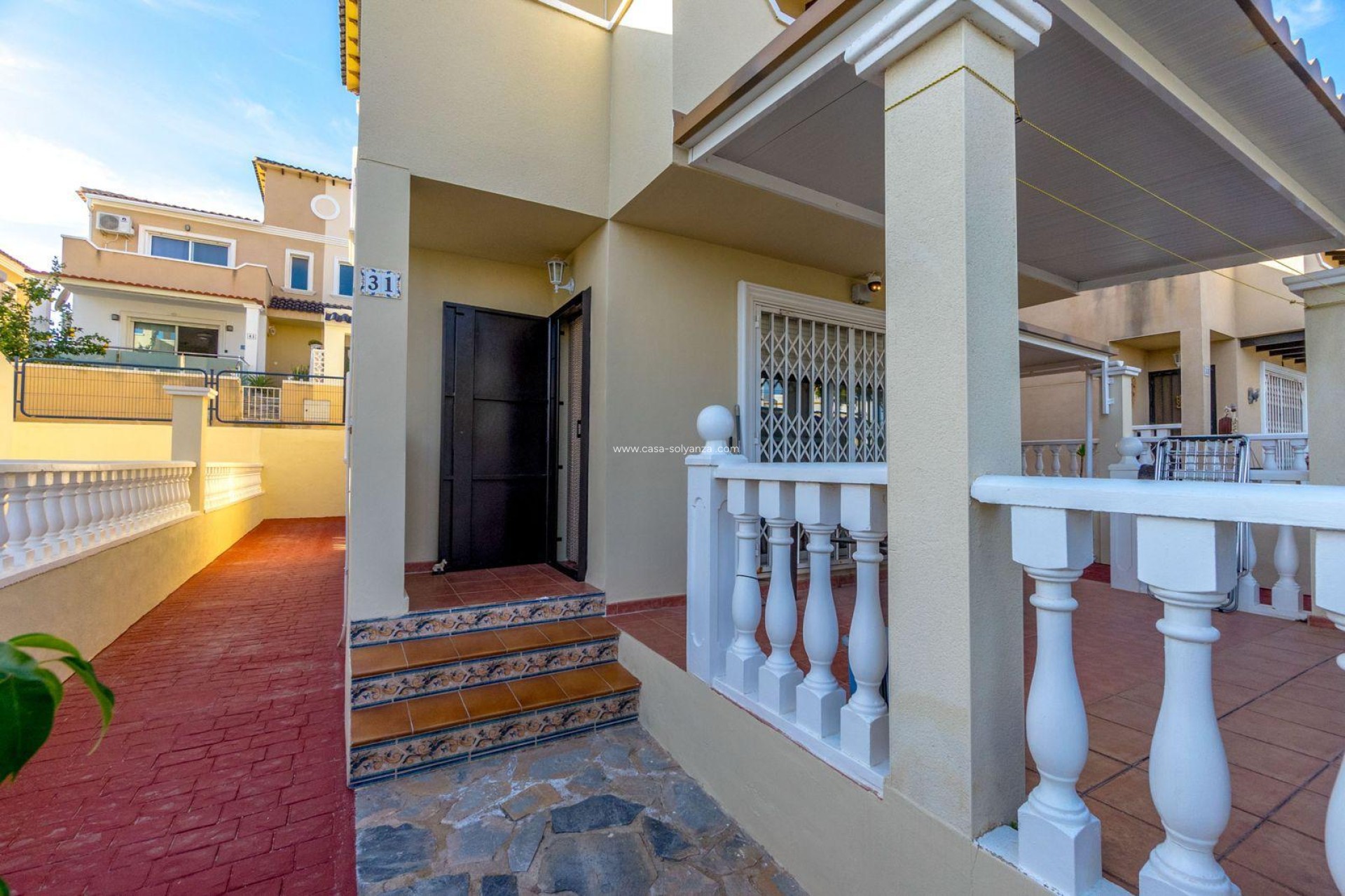 Wiederverkauf - Villa - Orihuela Costa - Las Filipinas