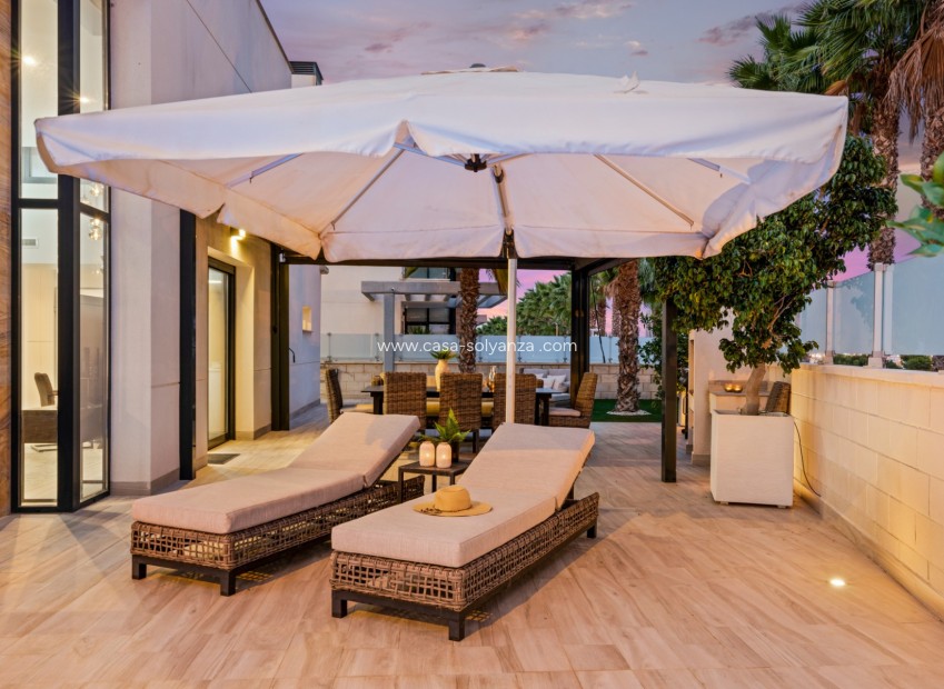 Wiederverkauf - Villa - Orihuela-Costa - Lomas de Cabo Roig