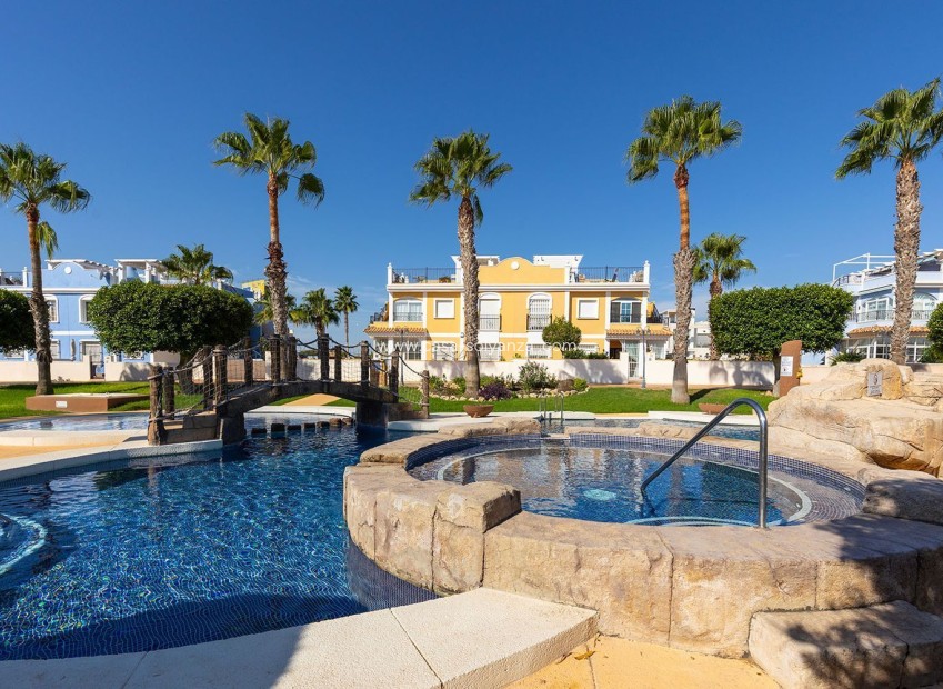 Wiederverkauf - Villa - Orihuela Costa - Lomas de Cabo Roig