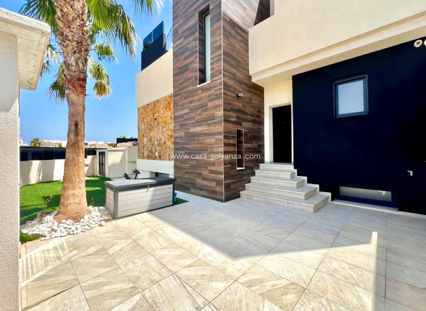 Wiederverkauf - Villa - Orihuela Costa - Lomas de Cabo Roig