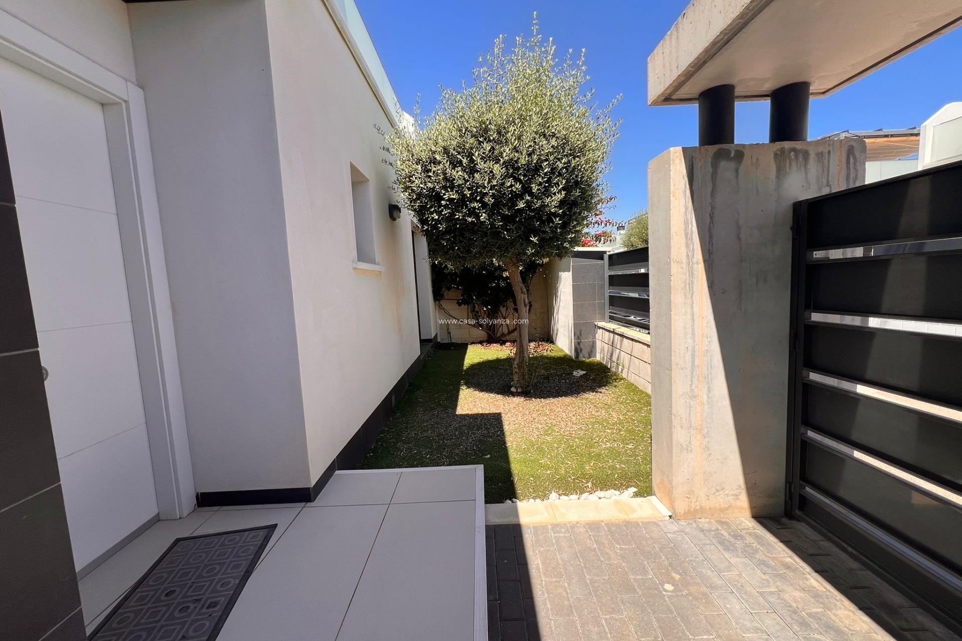 Wiederverkauf - Villa - Orihuela Costa - Lomas de Cabo Roig