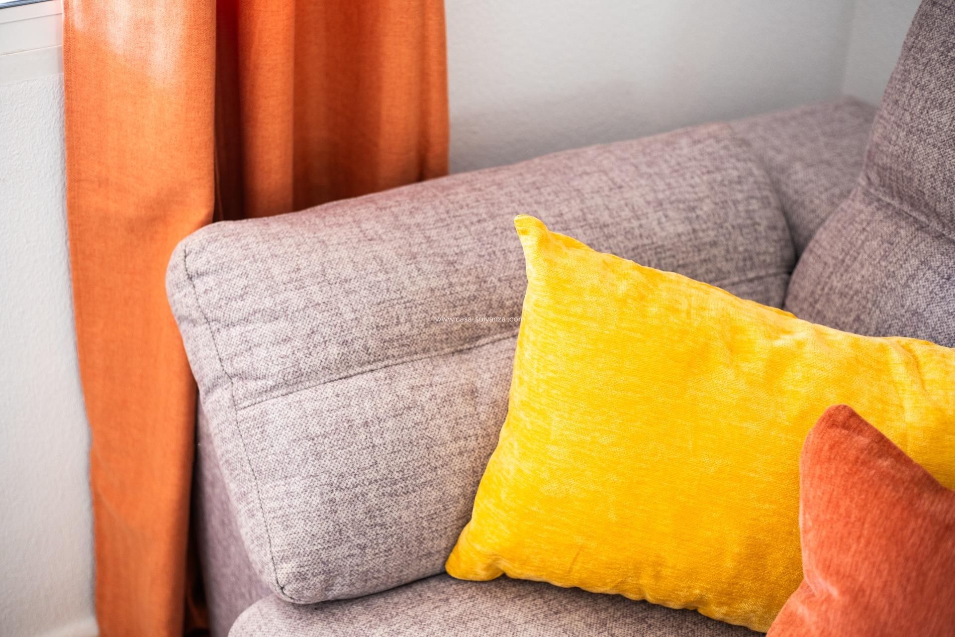 Wiederverkauf - Villa - Orihuela Costa - Los Almendros-La Florida