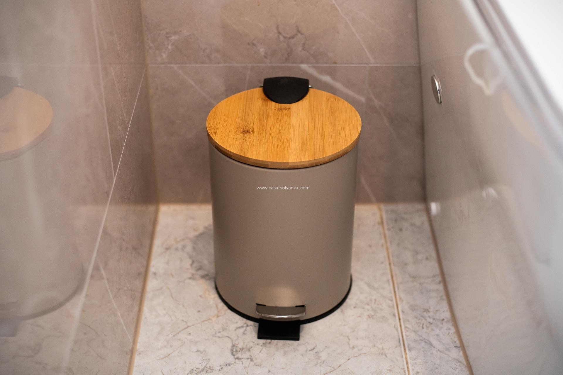 Wiederverkauf - Villa - Orihuela Costa - Los Almendros-La Florida