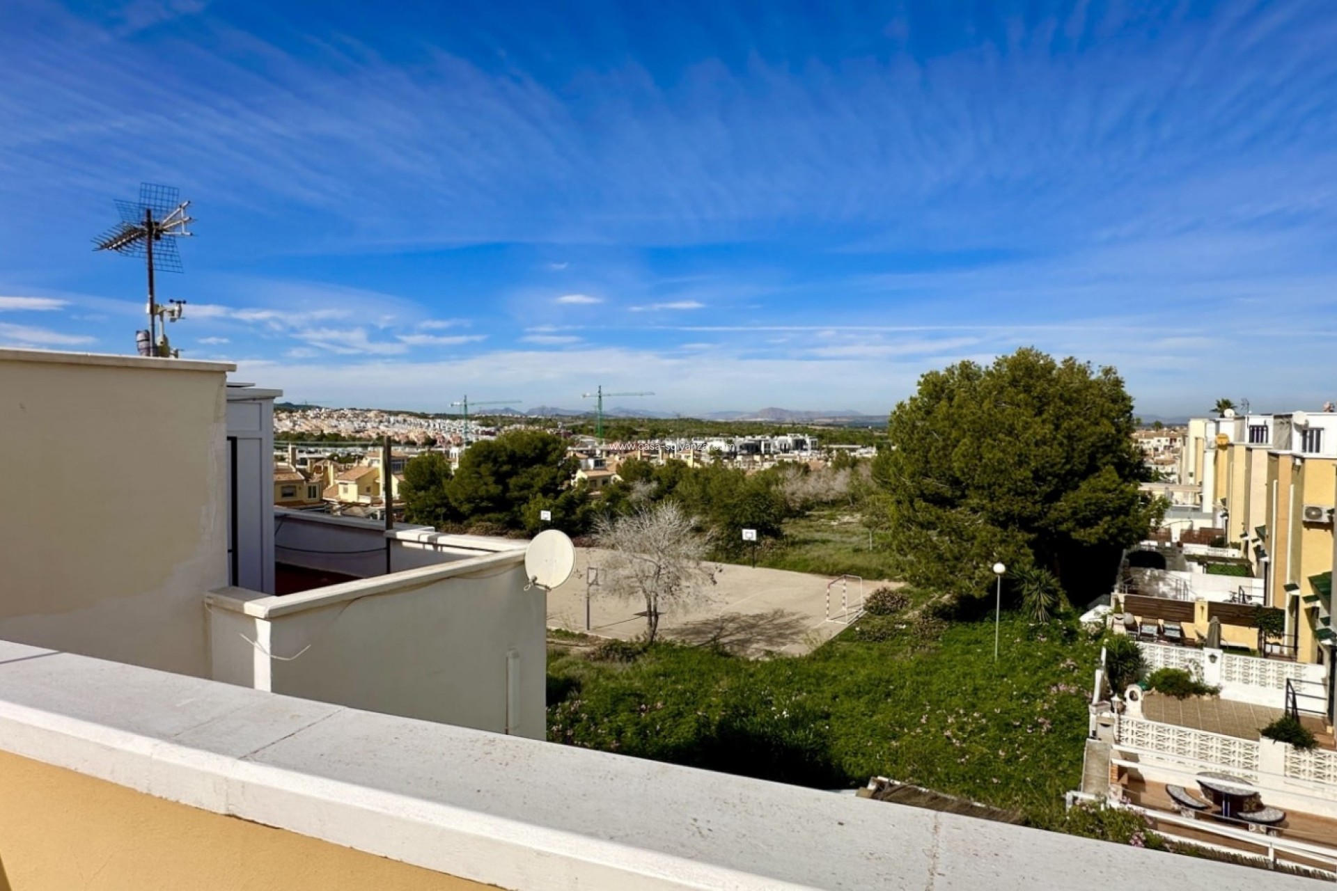 Wiederverkauf - Villa - Orihuela Costa - Los Altos